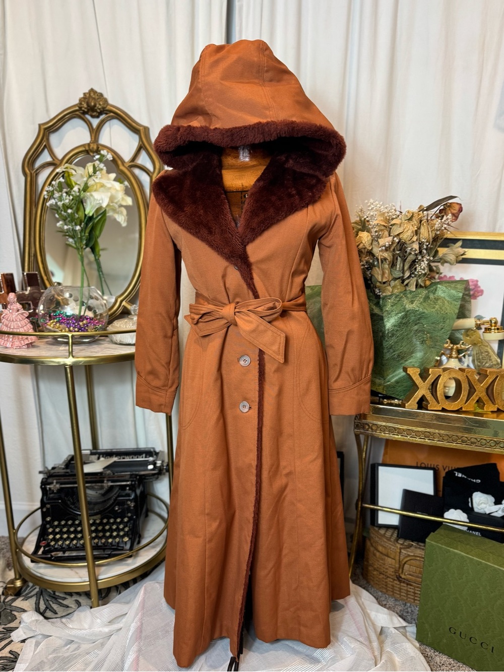 Vintage 60/70s Bonders Orange Fur Hood Trench Coat Button Belted retro rust